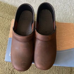 Professional Dansko!